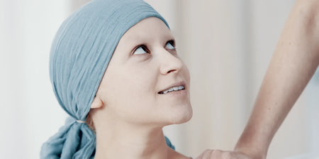 Vypadávanie vlasov počas chemoterapie: príznaky, priebeh a prognóza image