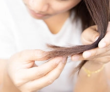 haare anschauen haarausfall kaputt wechseljahre